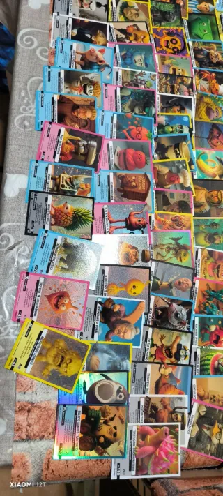 Carte collezionabili personaggi animati