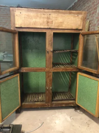 Refrigerador Madera Antiguo para Restaurar