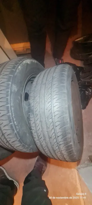 Juego de 4 Ruedas de Coche