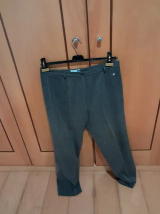 Calças de senhora bege