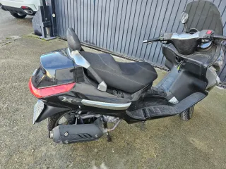 Piaggio EVO 125 Scooter