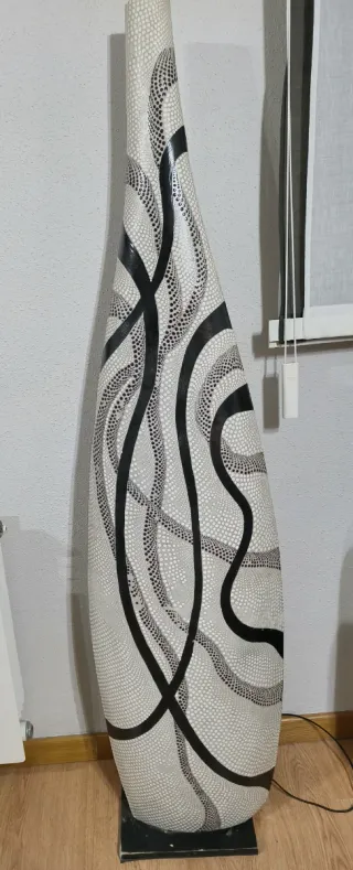 Lámpara de pie alta diseño moderno