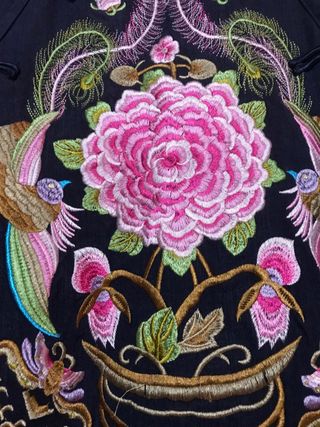 Vestido chino azul bordado flores