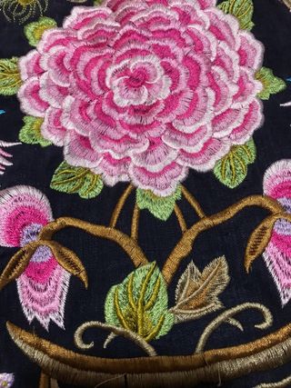 Vestido chino azul bordado flores