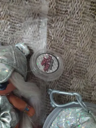 Bambola Na! Na! Na! Surprise con borsa