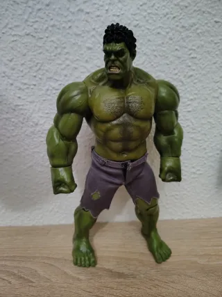 Figura Hulk Marvel Legends 25 cm