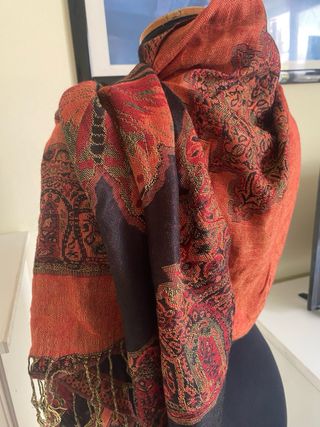 Sciarpa con farfalle 100%cashmer