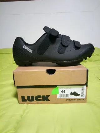 Zapatillas Ciclismo Luck Matrix Negro Mate. T-44