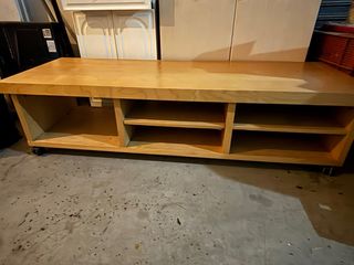 Mesa de TV de madera