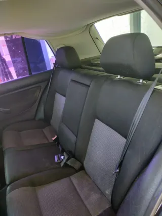 Volkswagen Golf 2004