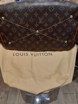 Borsa Louis Vuitton capiente marrone