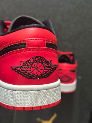 Nike Jordan 1 Low 41 Rosso