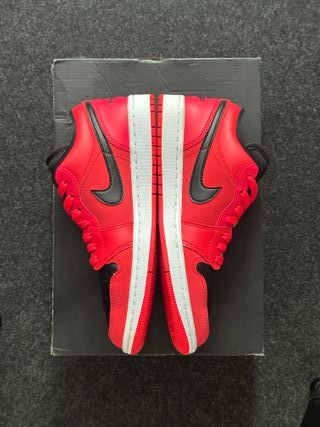 Nike Jordan 1 Low 41 Rosso