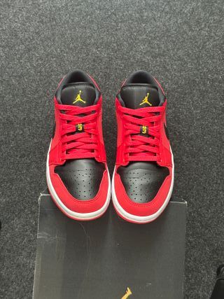 Nike Jordan 1 Low 41 Rosso