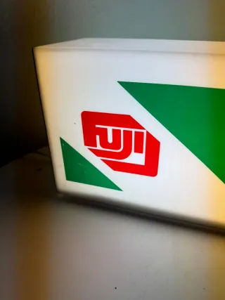 Insegna Luminosa Bifacciale FUJI FILM