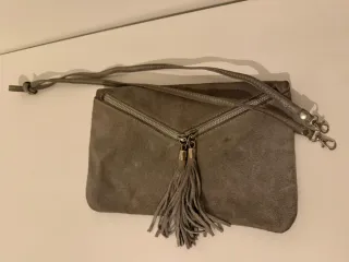 Bolso de mano gris perla