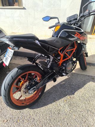 KTM Duke 390