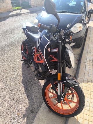 KTM Duke 390