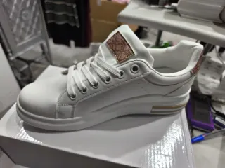 Tênis VVNN Casual Esportivo Branco Marrom