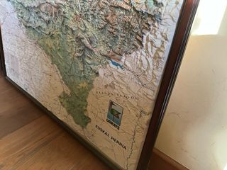 Mapa relieve Euskal Herria Urratz