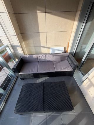 Sofá modular exterior gris y negro