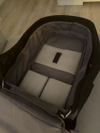 Mochila Urbana Negra y Gris