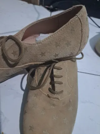 Zapatos planos niña beige estrellas