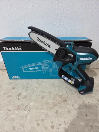 Motosierra Makita 40V XGT sin estrenar