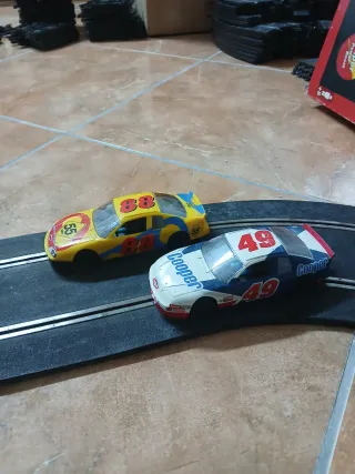 Coches Scalextric Nascar SRS 2