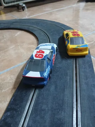 Coches Scalextric Nascar SRS 2