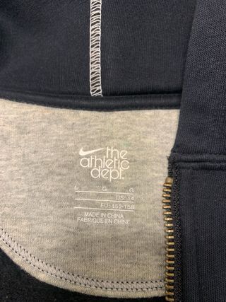 Sudadera/ chaqueta Nike. Unisex