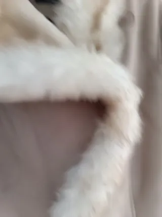 Chaqueta beige con borreguito