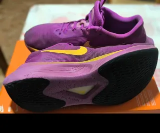 Nike ZoomX 5 Zapatillas Moradas y Amarillas