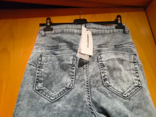 Vaqueros pitillo Calcedonia efecto ácido