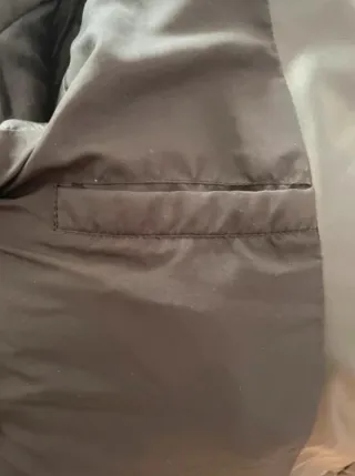 Chaqueta efecto piel negra