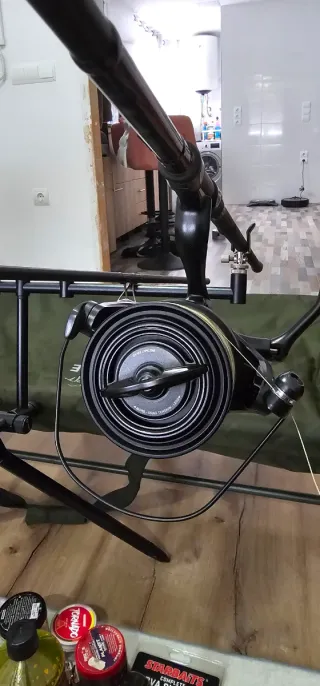 Cañas y carretes Shimano