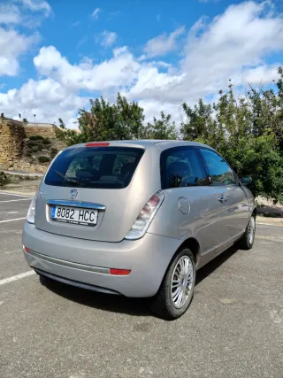 OCASIÓN DICIEMBRE!!!Lancia Ypsilon 2011