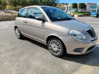 OCASIÓN DICIEMBRE!!!Lancia Ypsilon 2011