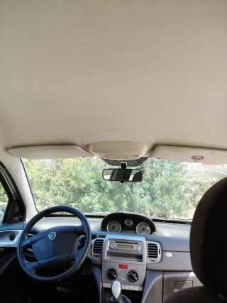 OCASIÓN DICIEMBRE!!!Lancia Ypsilon 2011