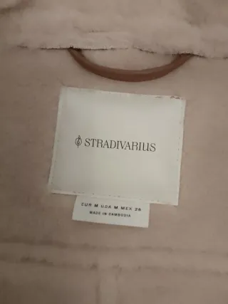 Cazadora Stradivarius beige/marrón