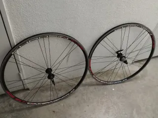 Llantas aluminio Campagnolo Khamsin.