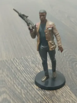 Figura Finn Star Wars Deluxe