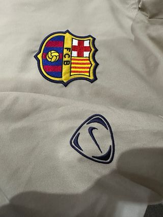Chaqueta Nike F.C. Barcelona 90s Vintage Beige
