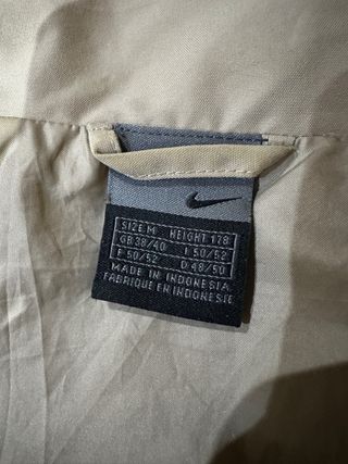 Chaqueta Nike F.C. Barcelona 90s Vintage Beige