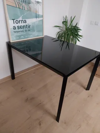 Mesa comedor extensible cristal negro