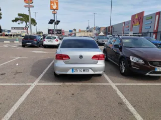 Volkswagen Passat 2011