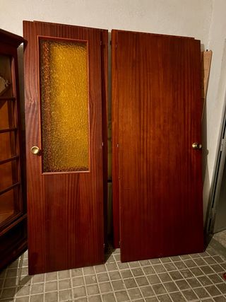 Puertas interiores con cerco sencillas y dobles