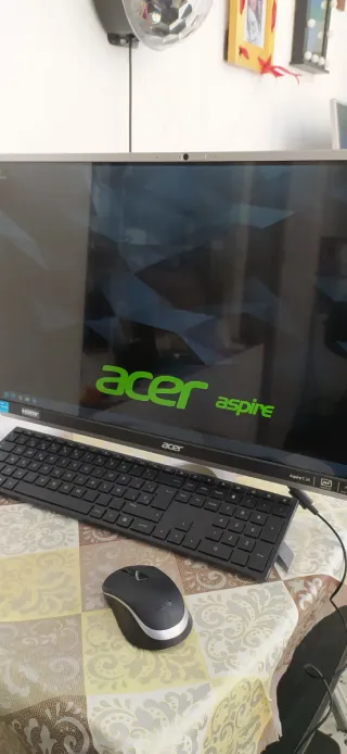 Acer Aspire i3-11ª Gen All-In-One
