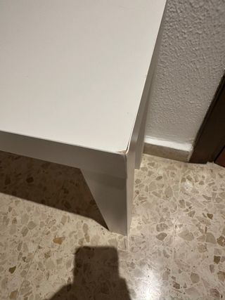 Mesa auxiliar blanca