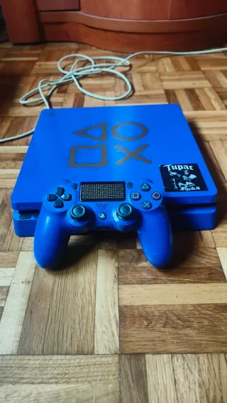 PS4 Edición Limitada Azul y Dorado